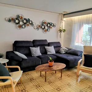 Spacious Family Flat Centrally Located. Apartamento